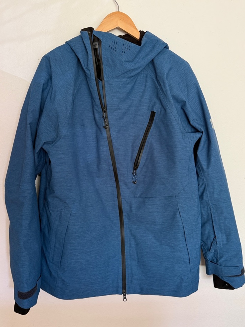 686 Men’s sz M Hydra Thermograph Jacket Slate Blue Ski Jacket with Hood new cond